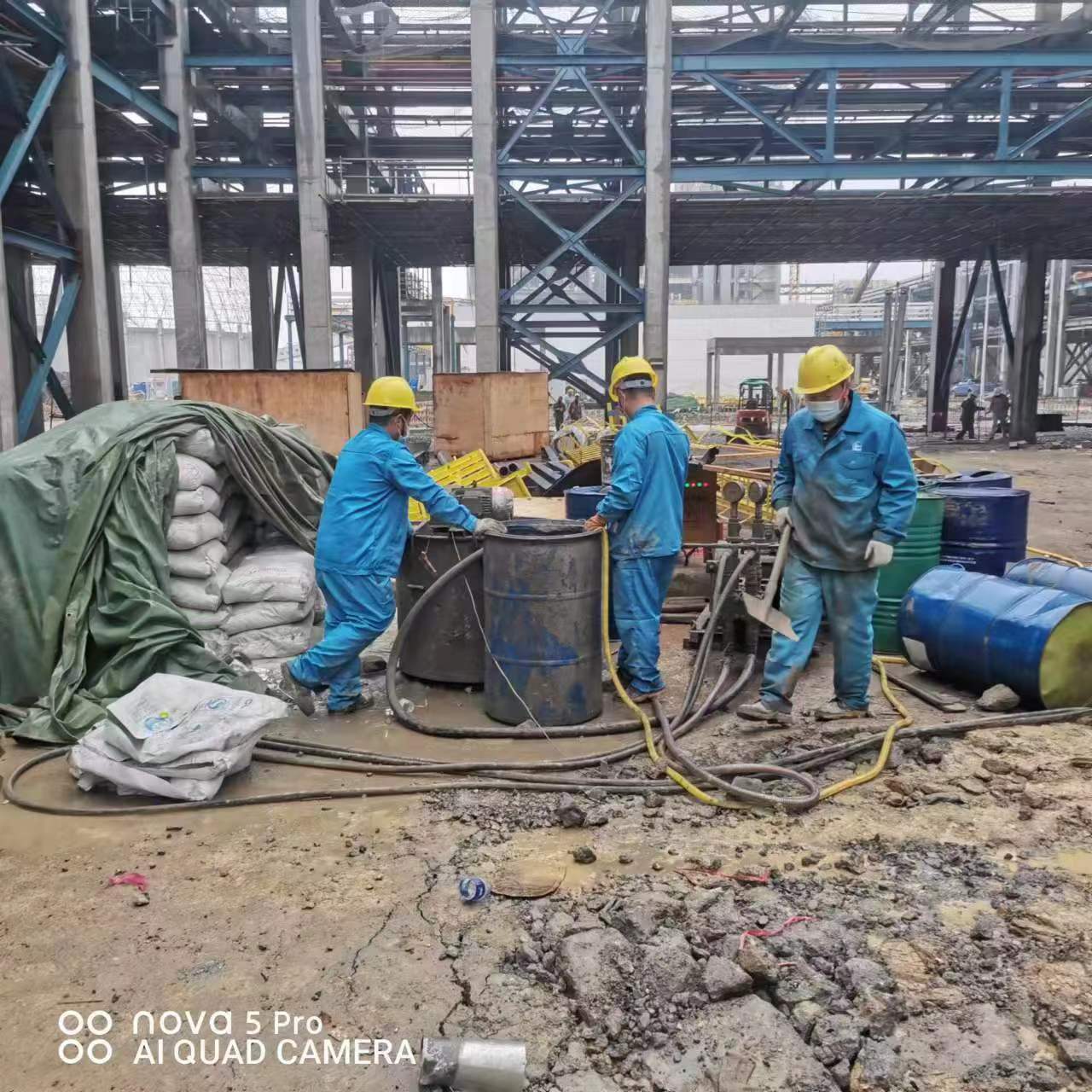 凤凰设备基础下沉沉降注浆加固施工